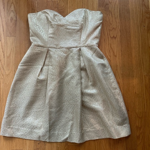 Shoshanna | Dresses | Shoshanna Gold Strapless Cocktail Dress Size 6 Gold  Worn By Ts | Poshmark